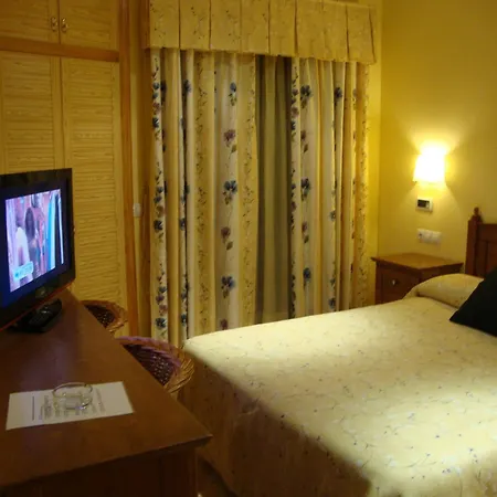Hotel Lucero *